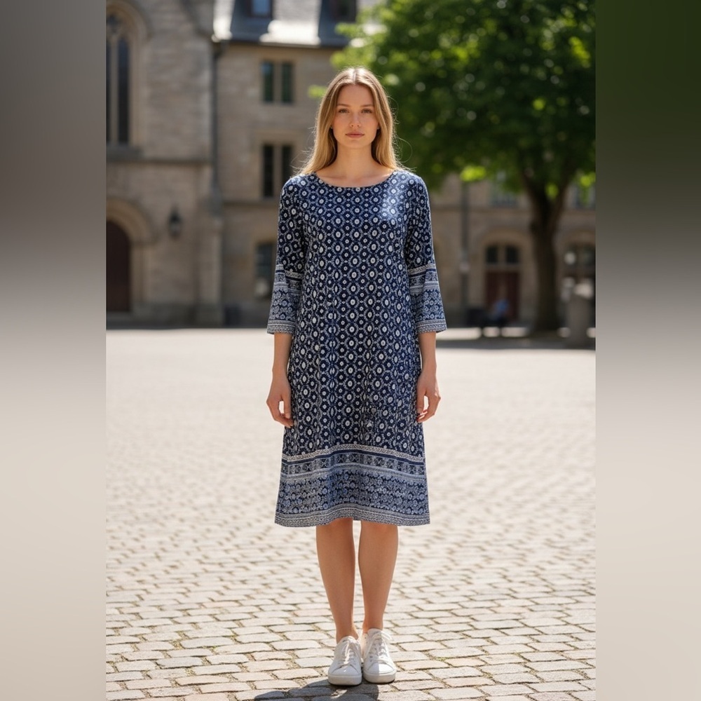 NEW, BB Collection, Printed Stretch Dress, Size M, Blue, Navy, White